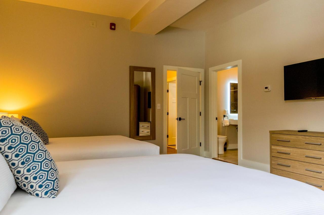 Placid Inn: Main Street Inn